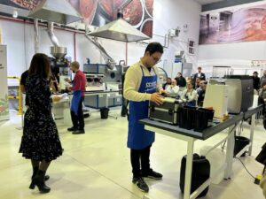Participantes del I Campeonato Barista de Castilla y León en acción