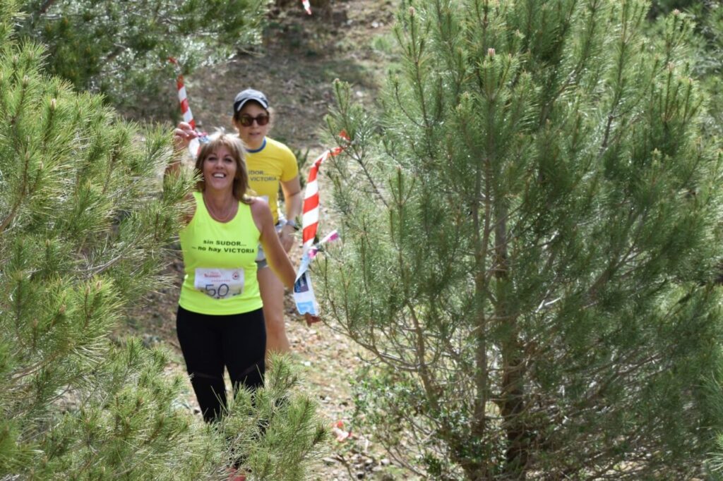 Corredores en el III Trail Solidario Trijonero en Paredes de Nava