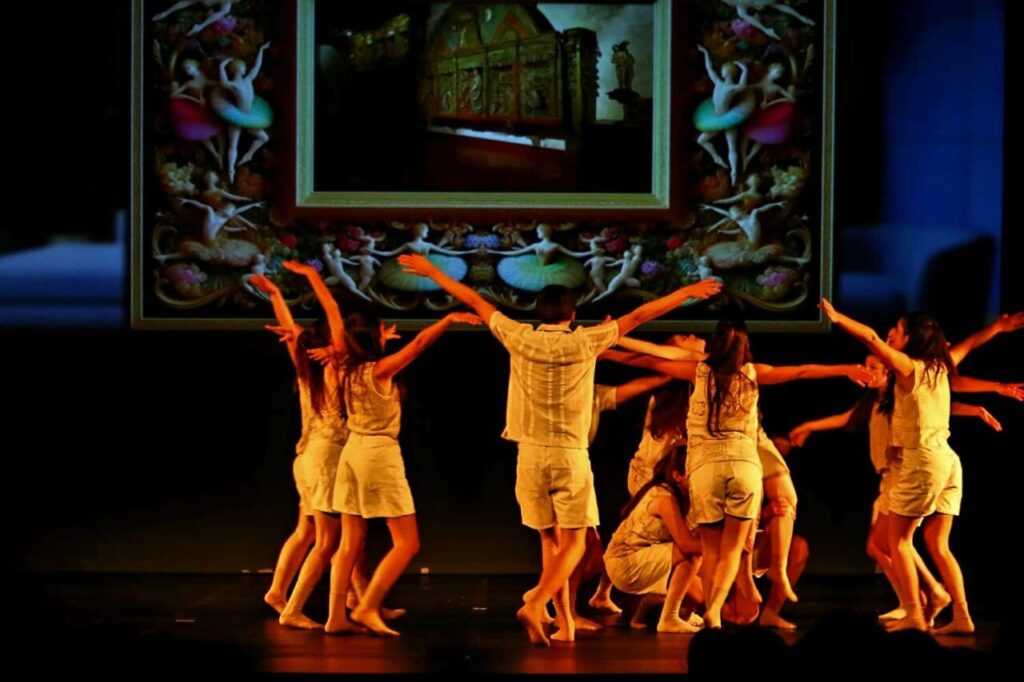 Acto inaugural del curso en el Teatro Principal de Palencia con danza