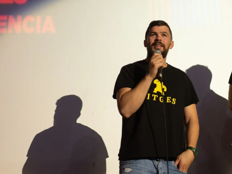 Cristian Beteta hablando en el festival Terroríficamente Cortos