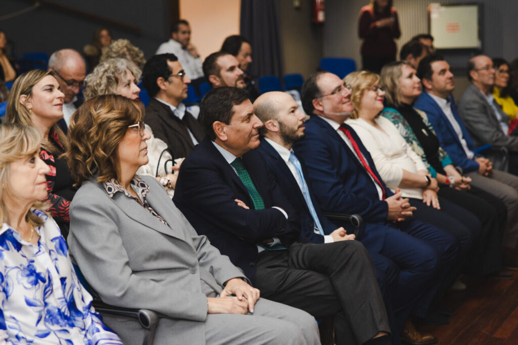 Asistentes en el vigésimo aniversario del Grupo CFI en Villamuriel de Cerrato