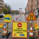 Señales de tráfico indicando corte en la avenida Asturias por obras.