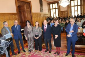 Estudiantes de Derecho en el Ayuntamiento de Palencia durante una visita institucional.