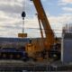 Grúa Liebherr LTM 1500 en construcción del Salto de Carnero en Palencia