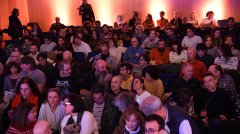 Asistentes en la gala inaugural del Aguilar Film Festival.