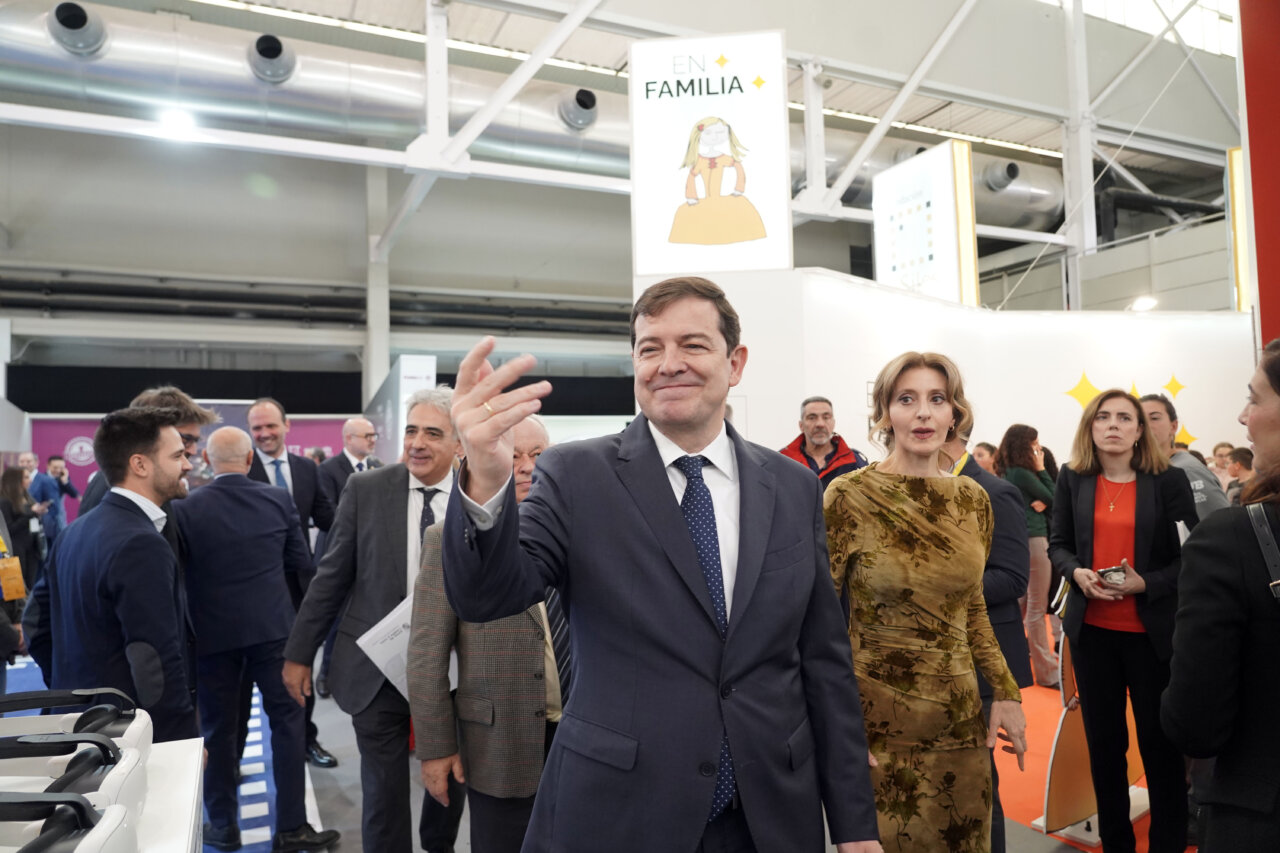 Alfonso Fernández Mañueco en la Feria Internacional del Turismo de Interior