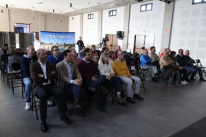 Asistentes a la jornada técnica sobre sostenibilidad turística en Cerrato Palentino.