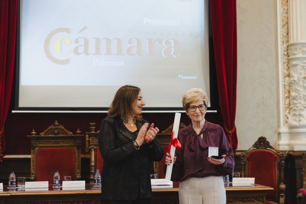 Entrega de premios en la Cámara de Comercio de Palencia.