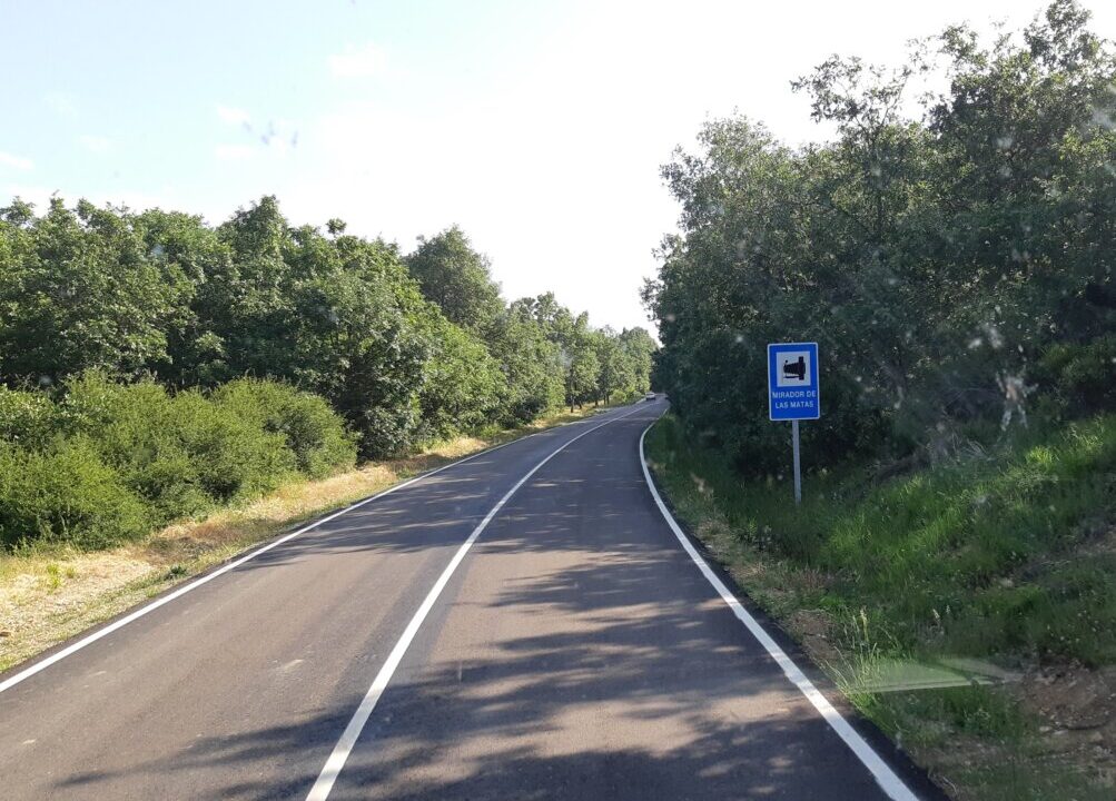 Camino hacia el mirador de Las Matas en Cervera de Pisuerga