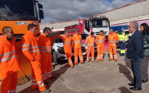 Reunión del operativo de vialidad invernal en Palencia con profesionales y maquinaria