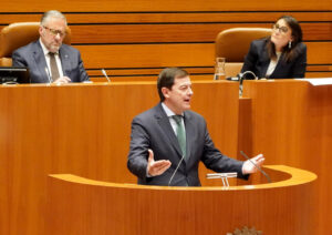 Debate en las Cortes de Castilla y León sobre los presupuestos 2026