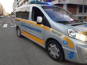 Furgoneta de la Dirección General de Tráfico en Palencia