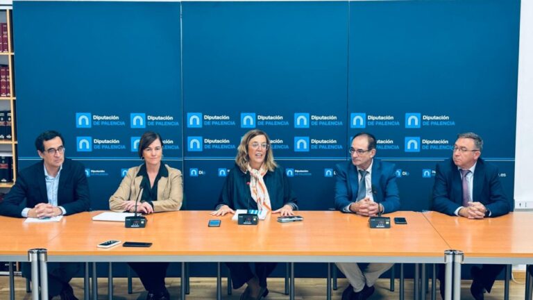 Presentación del programa educativo Sembrando Futuro en Palencia