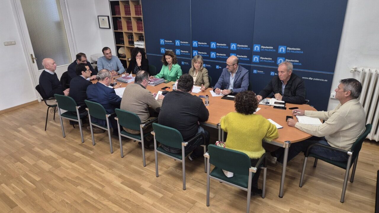 Reunión de la Diputación de Palencia sobre el presupuesto de 2026