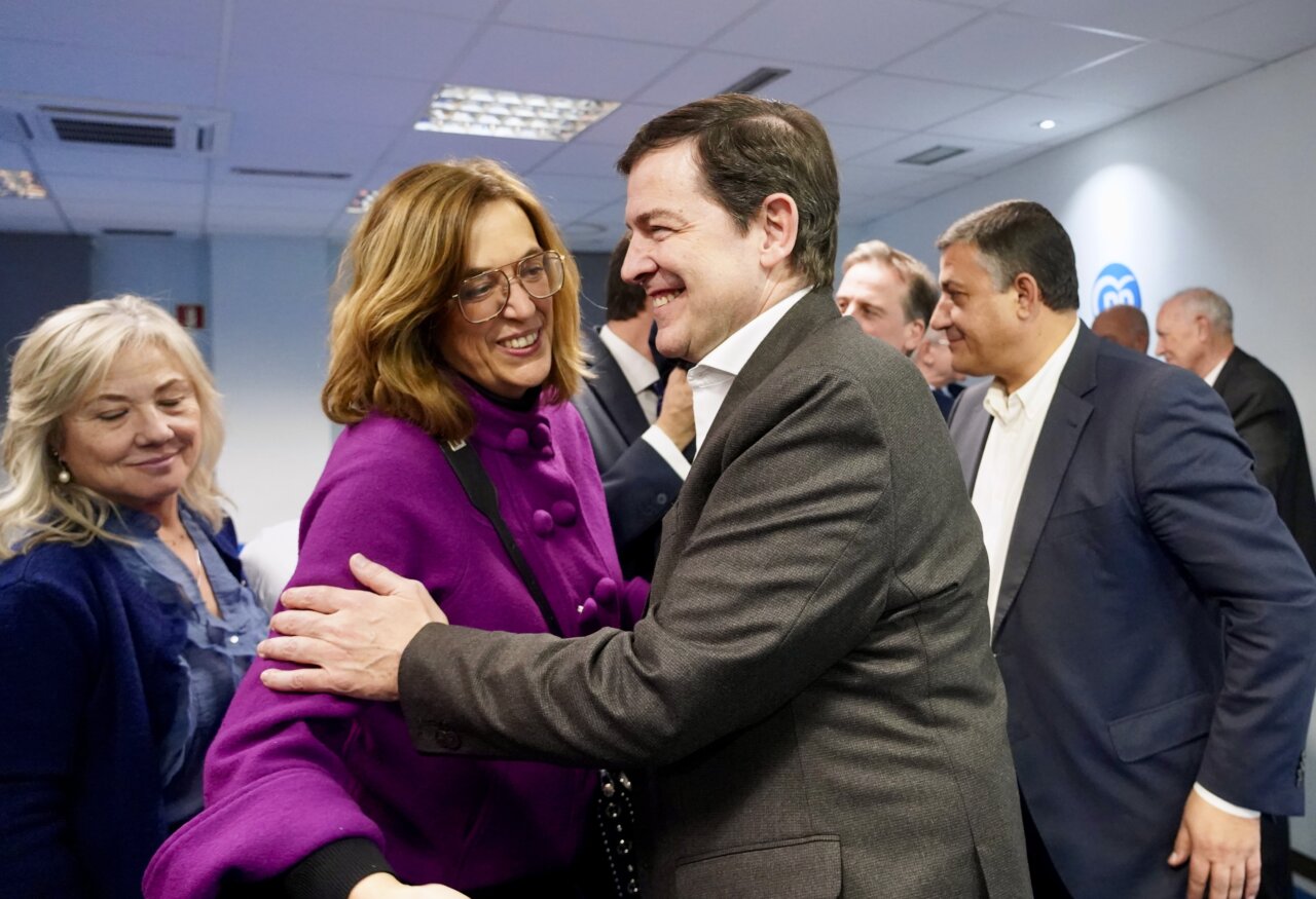 Reunión del Partido Popular con Isabel Blanco y Alfonso Fernández Mañueco.
