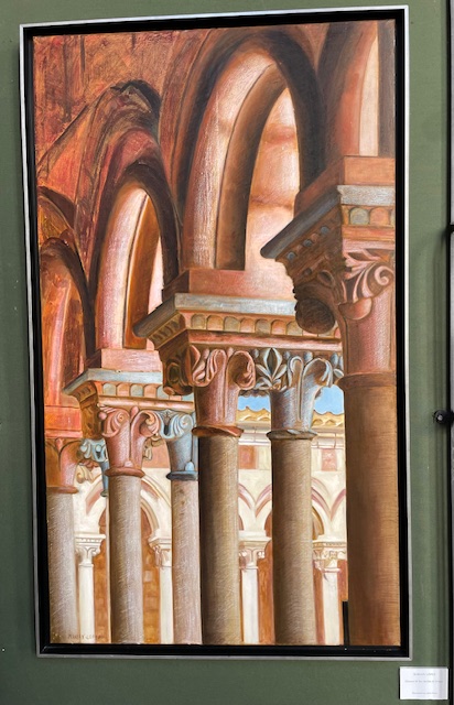 Pintura de columnas y arcos en la catedral de Palencia