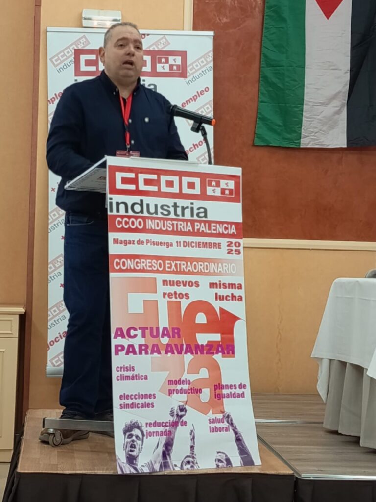Roberto Bécares hablando en el Congreso de CCOO Industria en Palencia