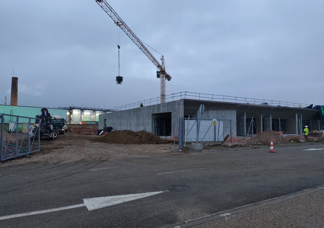 Obras de construcción del nuevo hospital de radioterapia en Palencia