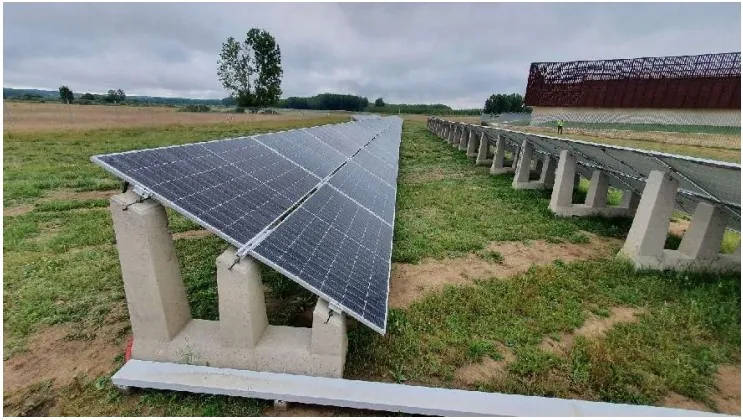 Paneles solares instalados en La Olmeda para autoconsumo energético