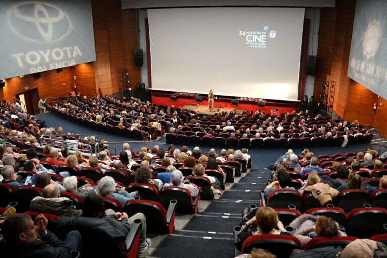 Audiencia en la Muestra de Cine Internacional de Palencia