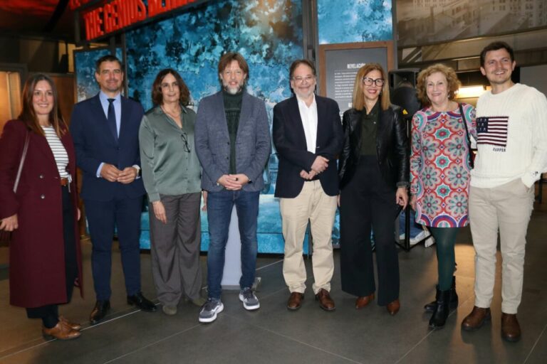 Inauguración de la exposición sobre Nikola Tesla en Palencia