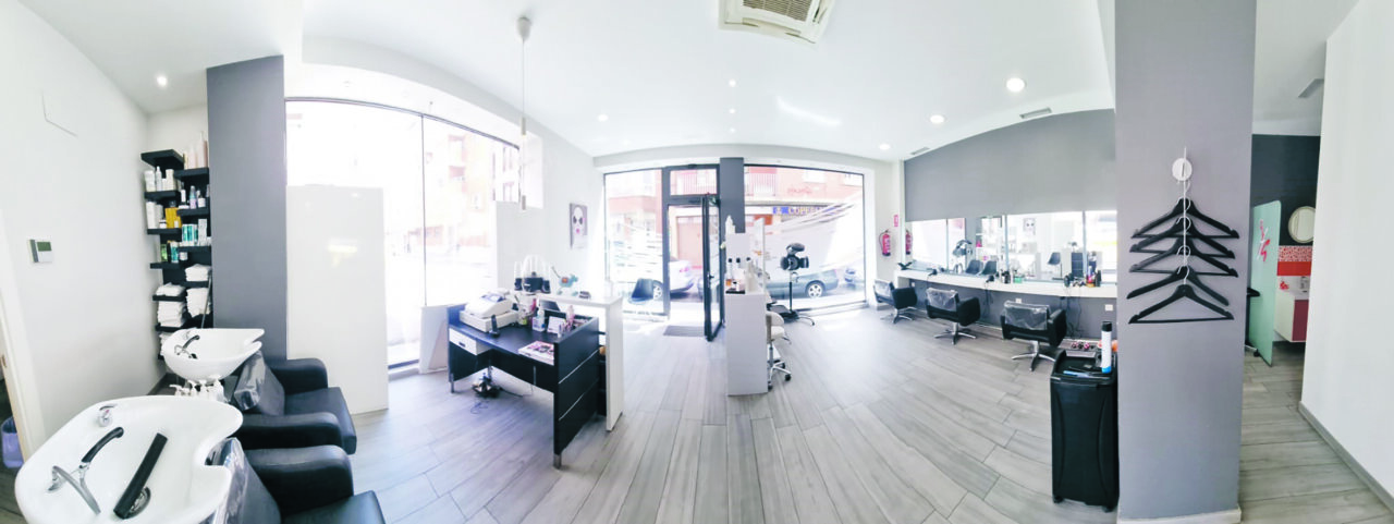 Interior del salón de belleza Peluquería Fátima González en Palencia