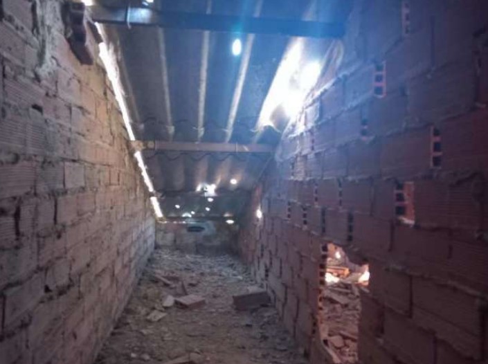 Interior de tabiques palomeros en proceso de renovación en Osorno