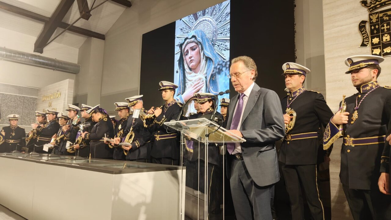 Presentación del cuadro de la Virgen de la Amargura en Palencia
