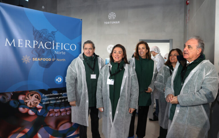 Visita institucional a la empresa Merpacífico en Palencia