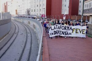 Manifestación de la Plataforma en Defensa de Feve en León