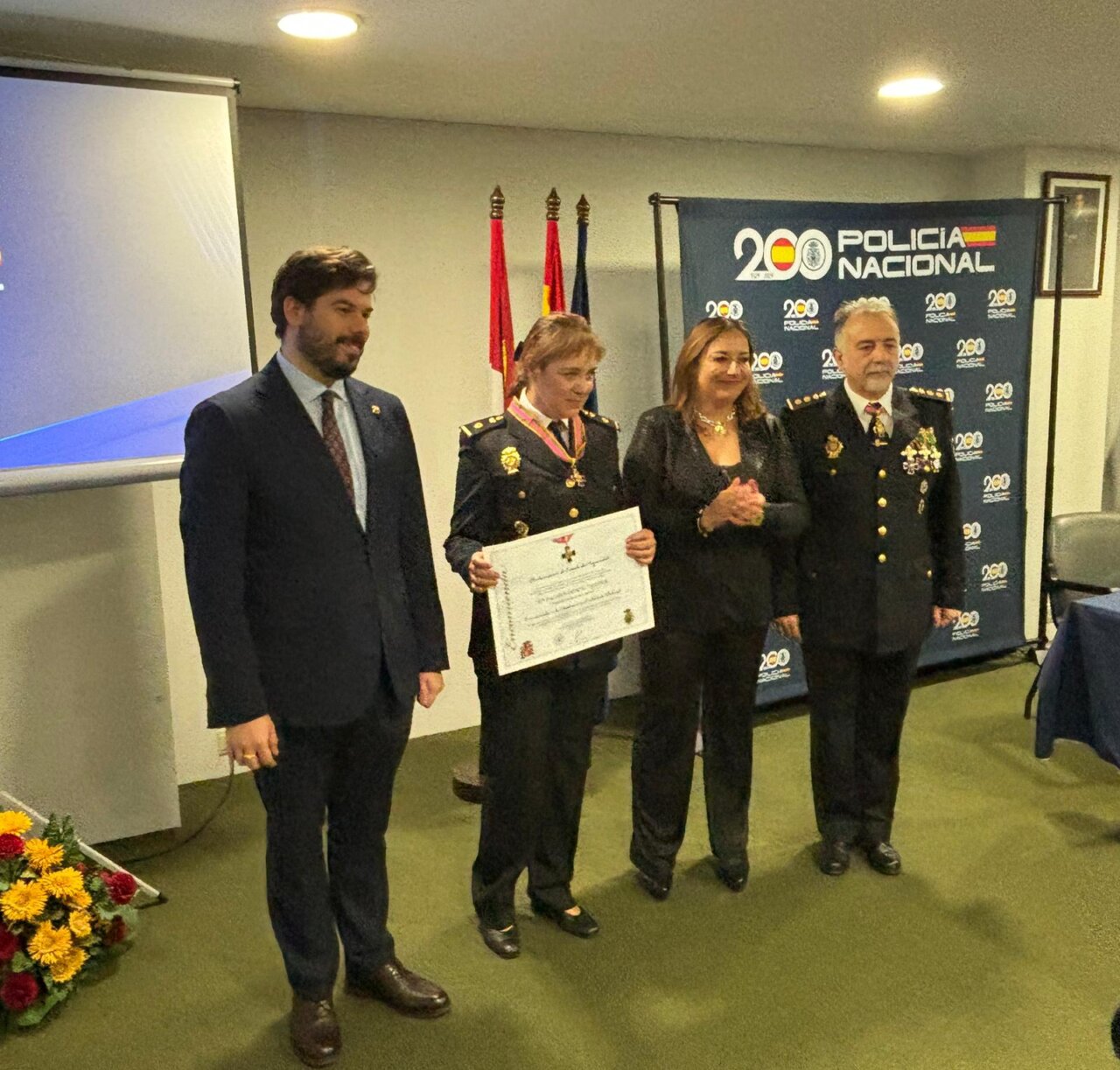 Celebración del 202 aniversario de la Policía Nacional en Palencia con agentes y autoridades.