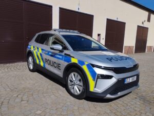 Vehículo eléctrico Skoda Enyaq de la Policía Local de Palencia