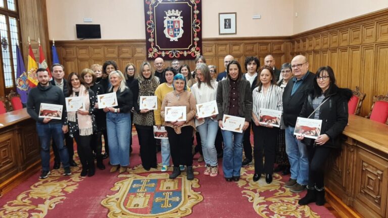 Entrega de premios a los ganadores de concursos navideños en Palencia