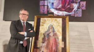 Presentación del cuadro de la Coronación Canónica de la Virgen de la Amargura