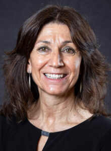 Retrato de una procuradora palentina en las Cortes de Castilla y León