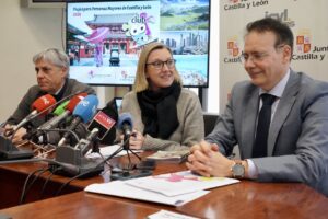 Reunión sobre los viajes del Club de los 60 en Castilla y León