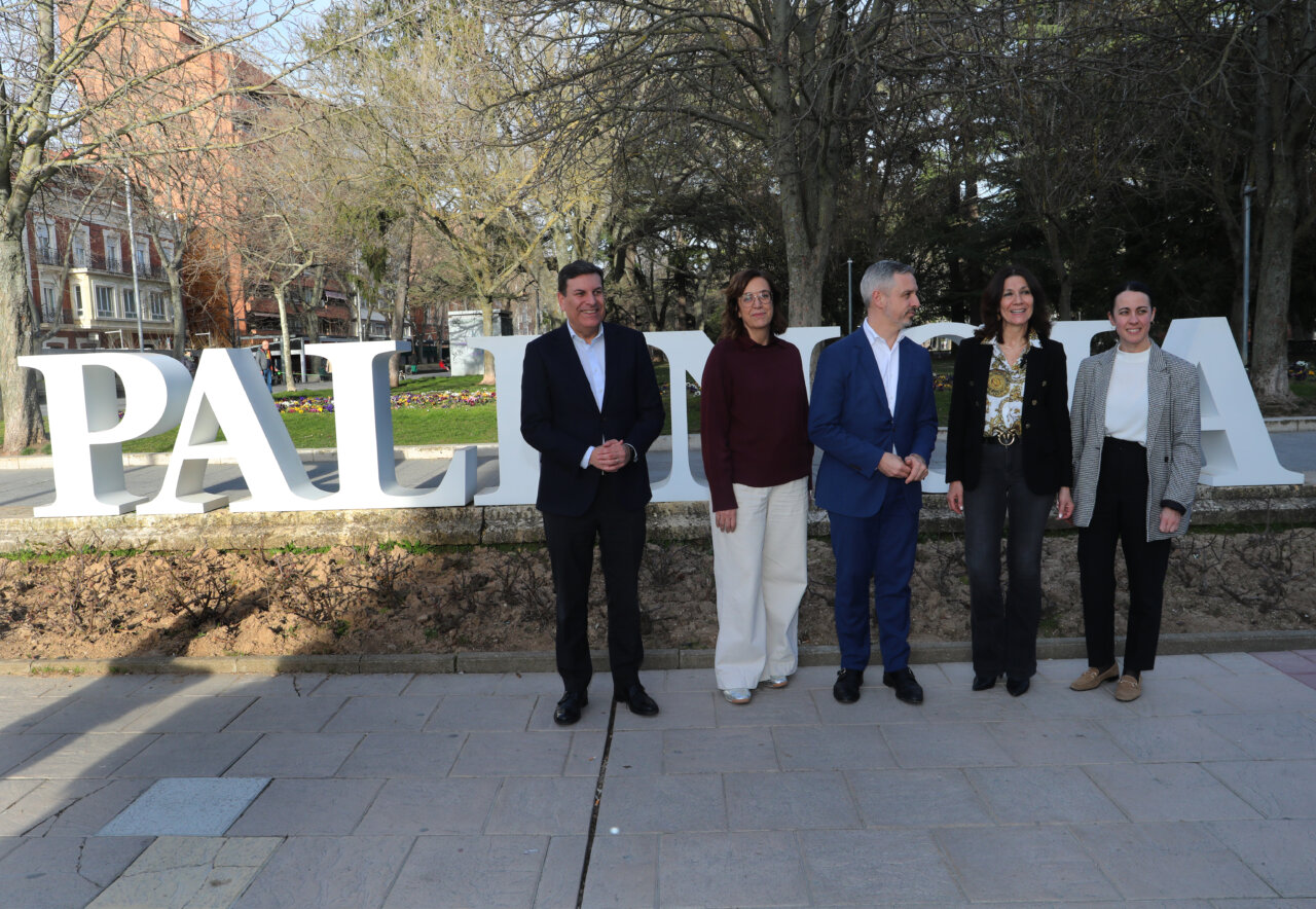 Encuentro del PP en Palencia con líderes y autónomos en un evento político