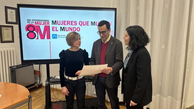 Presentación de la mesa redonda sobre mujer y deporte en Palencia