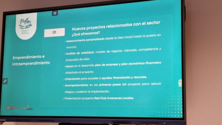 Presentación sobre el proyecto DiAgro Palencia 2030 en una pantalla