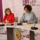 Dos mujeres en una mesa hablando sobre el programa Yo Conecto en Palencia