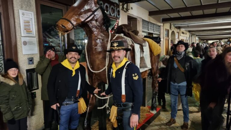 Participantes del Carnaval de la Galleta en Aguilar de Campoo