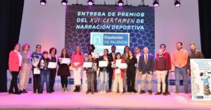 Grupo de ganadores en la entrega de premios del Certamen de Narración Deportiva