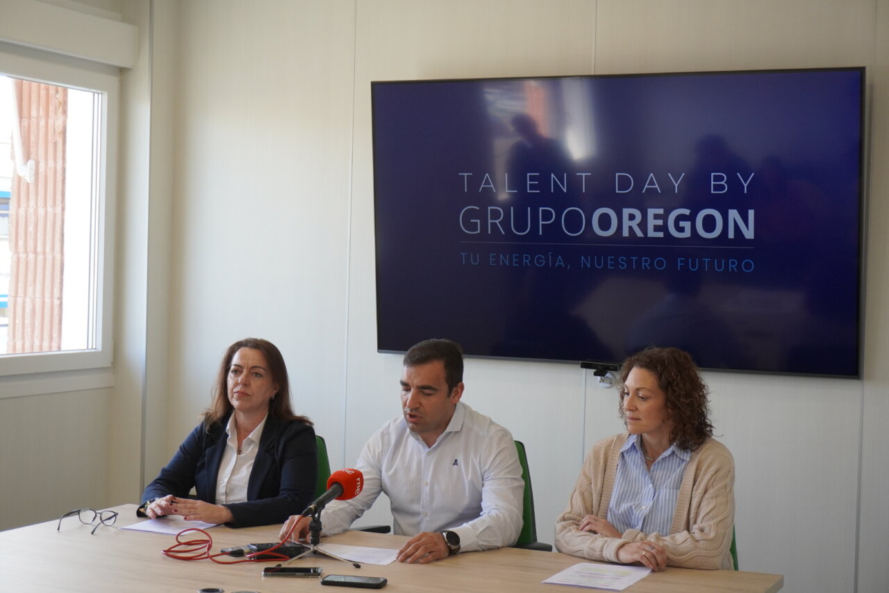 Presentación del Premio Talento Palencia por Grupo Oregón
