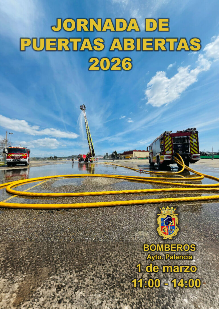 Bomberos en jornada de puertas abiertas con camiones y mangueras