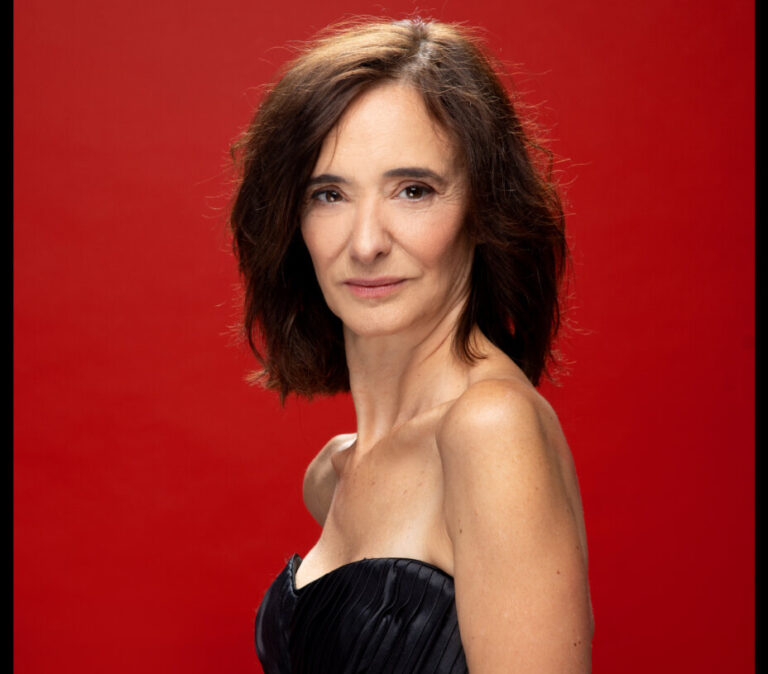 Retrato de actriz en la obra Las Amargas Lágrimas de Petra von Kant