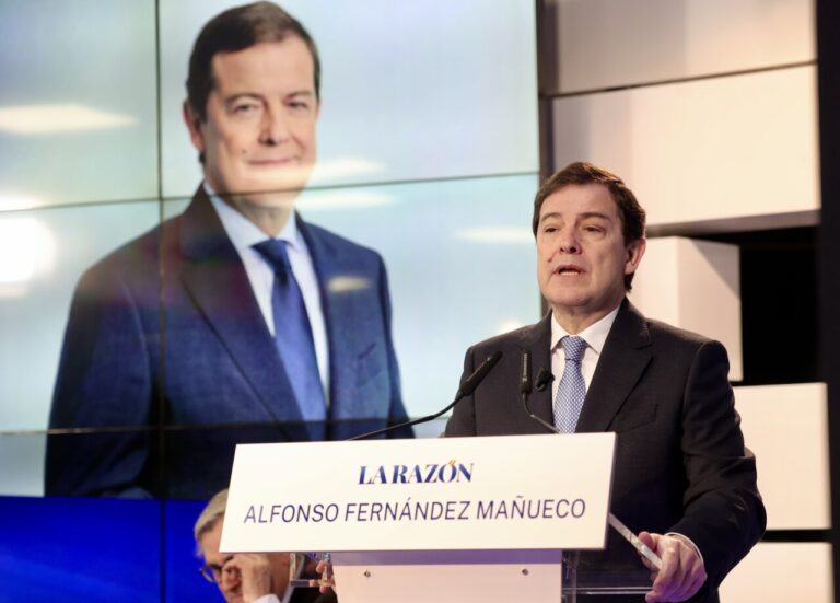 Alfonso Fernández Mañueco durante un anuncio sobre educación en Castilla y León