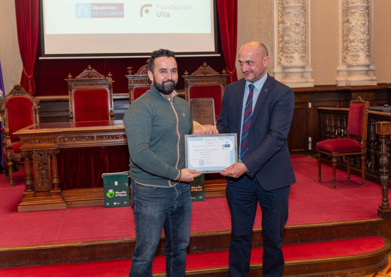 Entrega de premio a la Sociedad de Residuos del Pisuerga en Palencia