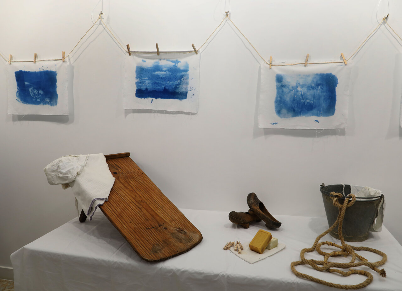 Exposición de cianotipias sobre lavaderos olvidados en Palencia