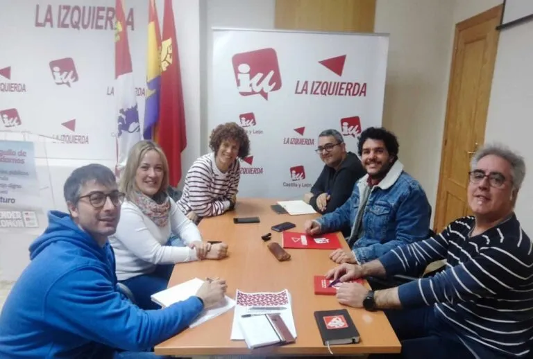 Reunión de representantes de sindicatos en Palencia sobre empleo y economía