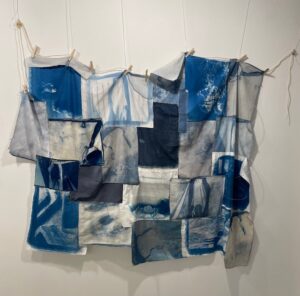 Muestra de cianotipia en tonos azules de Inés García Ruiz